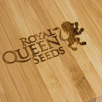 ROYAL QUEEN SEEDS - MAGNETIC BAMBOO ROLLING TRAY
